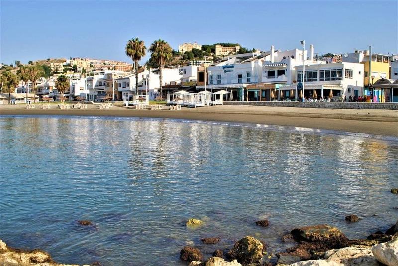 Pedregalejo Playa, Piscina Y Parking Apartman Málaga Kültér fotó